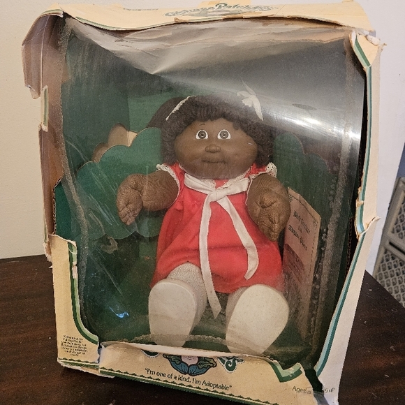 Vintage 1983 Cabbage Patch Kids Doll African American Girl In Box Complete. - Picture 2 of 13